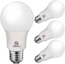 Cargar imagen en el visor de la galería, Energetic Lighting Bombilla LED A19 equivalente a 40 W, luz diurna de 5000 K (blanco natural), base estándar E26, no regulable, 450 lm, certificación UL, paquete de 4 A19
