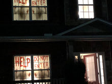 Cargar imagen en el visor de la galería, 2PCS Halloween Gigante Bloody Window Posters Ventanas Clings Decoración de fiesta
