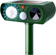 Cargar imagen en el visor de la galería, Repelente Ultrasónico Solar para Animales de Exterior
