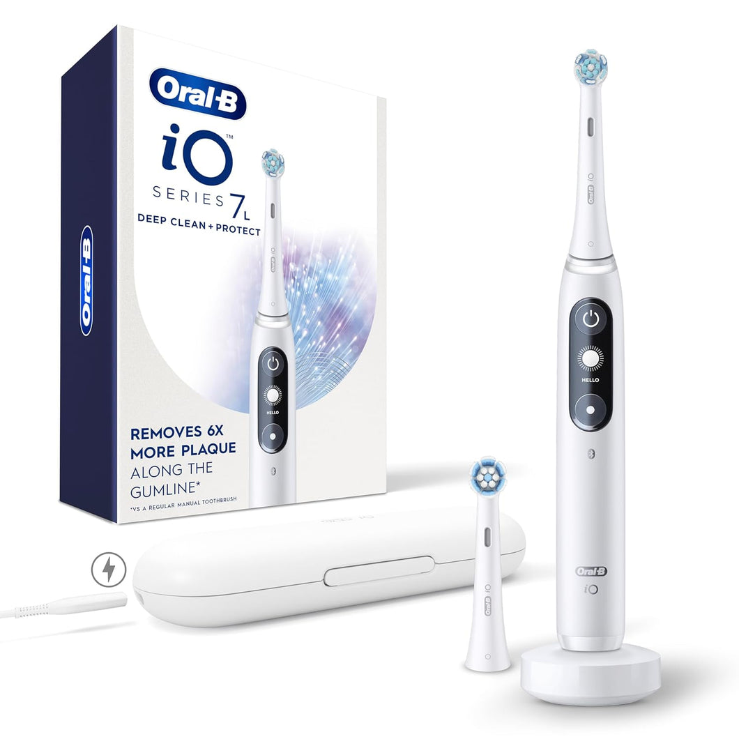 Oral-B iO Deep Clean + Protect - Cepillo de dientes eléctrico recargable, color blanco con un cepillo de dientes iO Series 7, ln23   2 cabezales de cepillo de repuesto y un estuche de viaje de carga