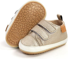 Cargar imagen en el visor de la galería, Zapatillas antideslizantes Botinas
