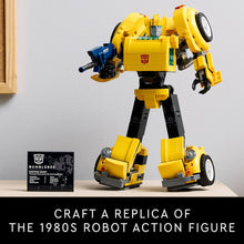 Cargar imagen en el visor de la galería, LEGO Icons Transformers Bumblebee Figura de acción, robot coleccionable regalo para adultos, juego de construcción de modelos con temática de ln23 película para entusiastas de la ciencia ficción y
