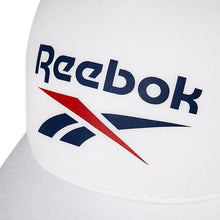 Cargar imagen en el visor de la galería, Gorra de camionero de malla con cierre ajustable en la parte ln25  posterior de Reebok para hombre y mujer (talla única)
