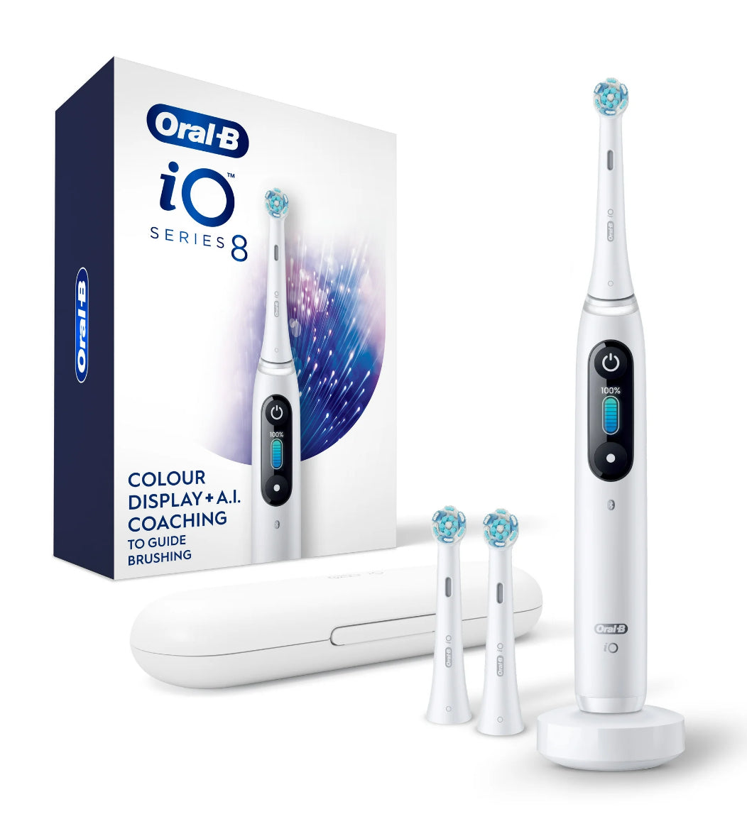 Cepillo de dientes eléctrico Oral-B iO Serie 8 con 3 cabezales