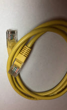 Cargar imagen en el visor de la galería, Cable Ethernet de 6 pies- usado
