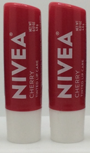 Cargar imagen en el visor de la galería, Nivea- Bálsamo labial de Cherry - Hidratación de larga duración
