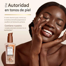 Cargar imagen en el visor de la galería, Ambi Even &amp; Clear Limpiador facial de jabón negro carbón purificante
