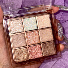 Cargar imagen en el visor de la galería, Paleta de sombra de ojos con purpurina de 9 colores, paleta de sombras de ojos con purpurina rosa, blanco, dorado, brillante, brillante a22 , paleta de sombras de ojos pastel, de larga duración,
