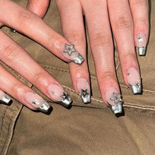 Cargar imagen en el visor de la galería, Y2K - Uñas postizas a presión medianas con punta francesa de ataúd MABKJLF de cobertura completa, uñas postizas con pegamento de estrella con diseños de diamantes de imitación, uñas artificiales brillantes para mujeres y niñasz a22 , 24 unidades
