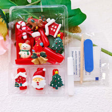 Cargar imagen en el visor de la galería, Uñas postizas a presión de Navidad, uñas postizas largas de ataúd con pegamento, uñas postizas acrílicas con calcetines de regalo de Papá Noel 3D,A22  diseños
