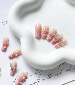 Uñas postizas largas con punta francesa tipo ataúd MABKJLF rosa, uñas postizas de cobertura completa con diamantes de imitación de mariposa,A22  diseños de perlas, uñas adhesi