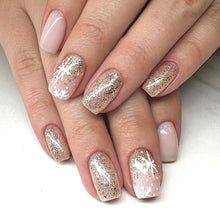Cargar imagen en el visor de la galería, Uñas postizas a presión de Navidad, cuadradas cortas, color rosa nude
