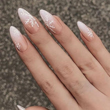 Cargar imagen en el visor de la galería, Uñas postizas a presión con copos de nieve, color blanco, almendra media, uñas postizas de Navidad, color rosa brillante, color blanco, degradado a22 , uñas artificiales de invierno, Navidad, uñas
