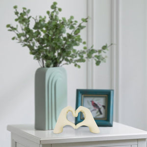 Decoración beige, escultura de manos de corazón A19