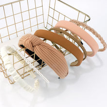 Cargar imagen en el visor de la galería, AHONEY Paquete de 7 diademas marrones para mujeres y hombres
