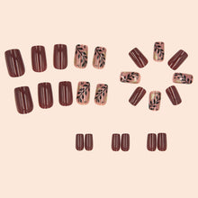 Cargar imagen en el visor de la galería, Uñas postizas a presión, medianas, cortas, con pegamento A19
