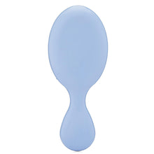 Cargar imagen en el visor de la galería, Minicepillo desenredante color cielo LN23
