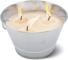 Cargar imagen en el visor de la galería, Lamplight Farms, 1412112, balde galvanizado con vela de Triple-Wick Citronella, 28 onzas., Tradicional, Galvanizado
