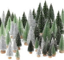 Cargar imagen en el visor de la galería, 30 piezas de decoración de Navidad, mini árboles de Navidad, árboles artificiales de cepillo para árbol de Navidad con base de madera para decoración de Navidad,  A19
