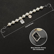 Cargar imagen en el visor de la galería, Paquete de 17 dijes brillantes para zapatos para mujer, par de cadenas de zapatos de perlas, 12 dijes de decoración de joyería femenina para sandalias de zueco, A22  accesorios de abalorios de perlas
