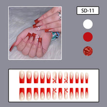 Cargar imagen en el visor de la galería, Uñas postizas a presión de Navidad, largas y cuadradas con diseños de caramelos, uñas postizas de punta francesa con purpurina roja de Navidad, uñas postizas con pegamento brillante a22 , uñas postizas
