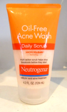 Cargar imagen en el visor de la galería, Neutrogena Exfoliante para el Acné Sin Aceite – 4.2 oz
