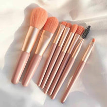 Cargar imagen en el visor de la galería, Juego de 8 brochas de maquillaje
