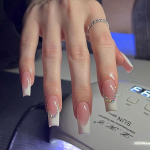 Uñas postizas largas cuadradas MABKJLF con punta francesa, color blanco, cobertura completa, a22 uñas postizas con pegamento de diamantes de imitación,