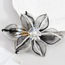 Cargar imagen en el visor de la galería, DIY alambre de cobre de metal tejido a mano de alto nivel diseño pasadores elegantes A21
