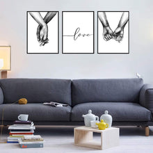 Cargar imagen en el visor de la galería, Lienzo decorativo para pared con texto en inglés &quot;Love and Hand in Hand  NDP 5
