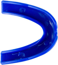 Cargar imagen en el visor de la galería, Protector de dientes sin tirantes de ajuste personalizado para baloncesto, fútbol, fútbol, boxeo( Azul) NDP-36
