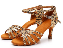 Cargar imagen en el visor de la galería, Zapatos para mujer beige Leopardo-2.76 &quot;Tacones NDP 8
