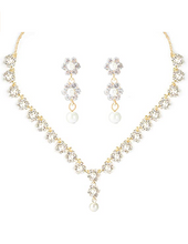 Cargar imagen en el visor de la galería, Juego de collar y pendientes de cristal con perlas de cristal, diseño floral NDP-35
