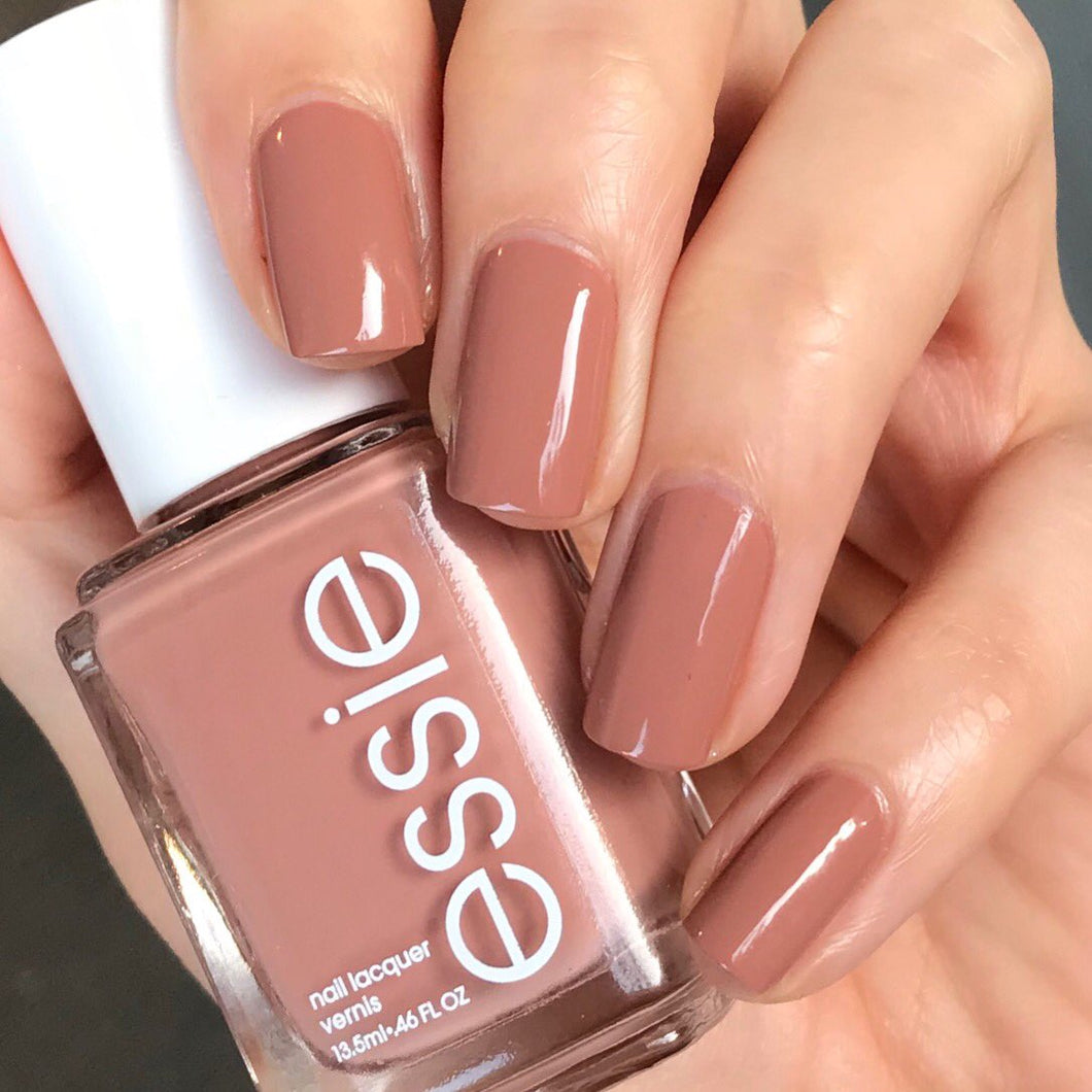 Less is aura (660)