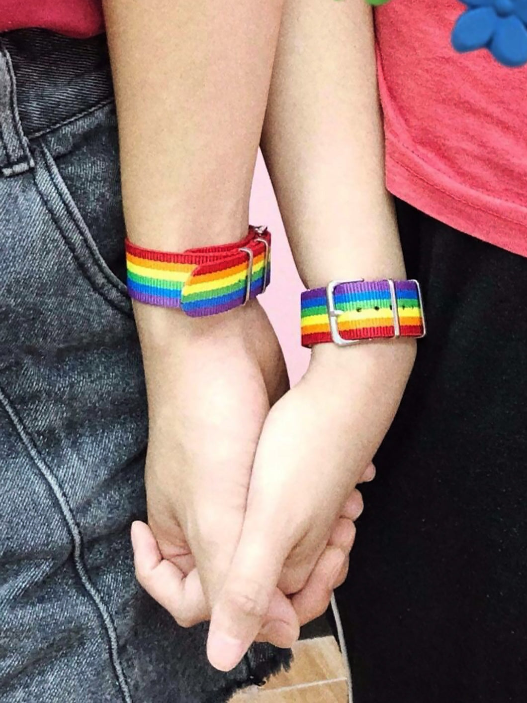 Pulsera con patrón de rayas arcoíris LGBT de 2 piezas