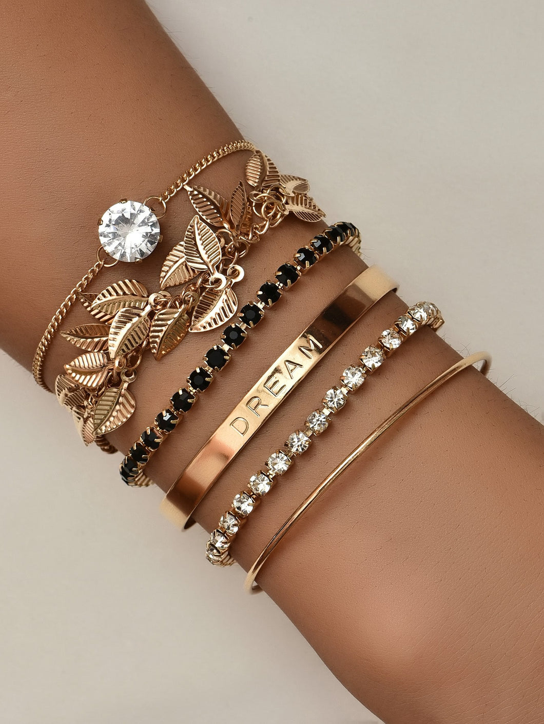 Juego de pulseras con dije de hoja de diamantes de imitación - 6 piezas ✅