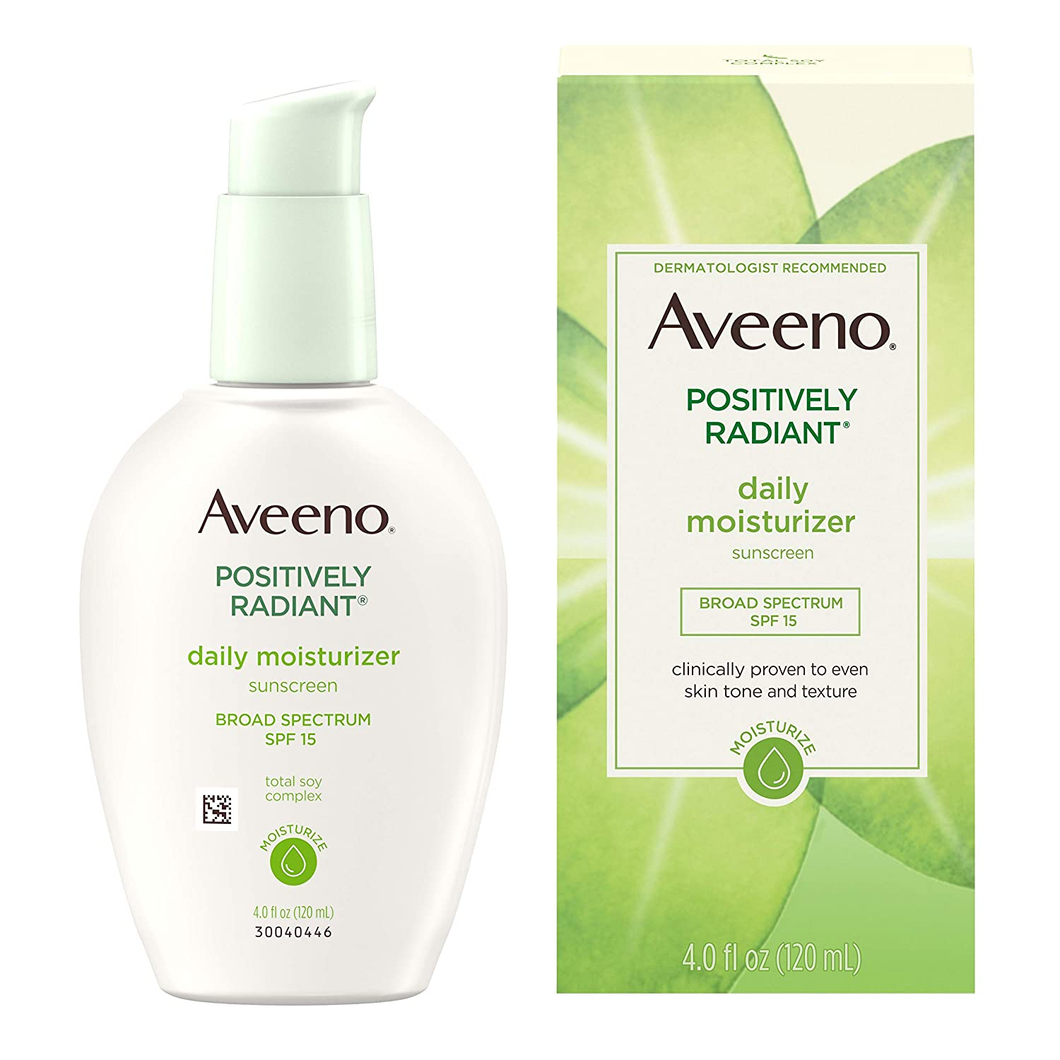 Aveeno Hidratante facial de uso diario Positively Radiant con protector solar de amplio espectro SPF 15 y extracto de soja, 4 fl. onz
