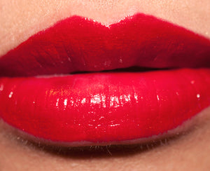 Lápiz labial Milani Color ROJO DELICIOSO #44 ✅